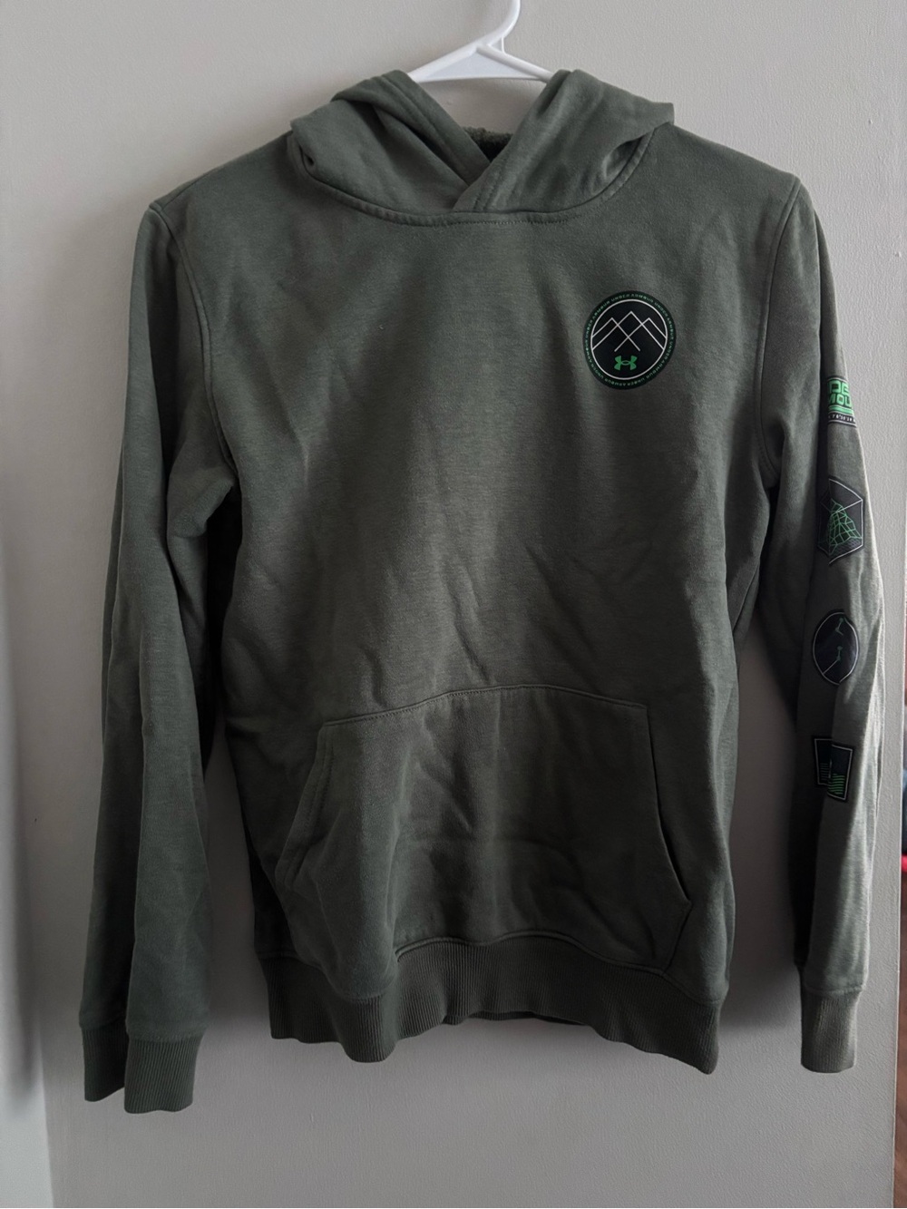 Under Armour Boy’s Olive Green Hoodie Sweatshirt